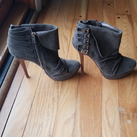 Naughty Monkey platform ankle boots grey/taupe 9.5 - Picture 2 of 6